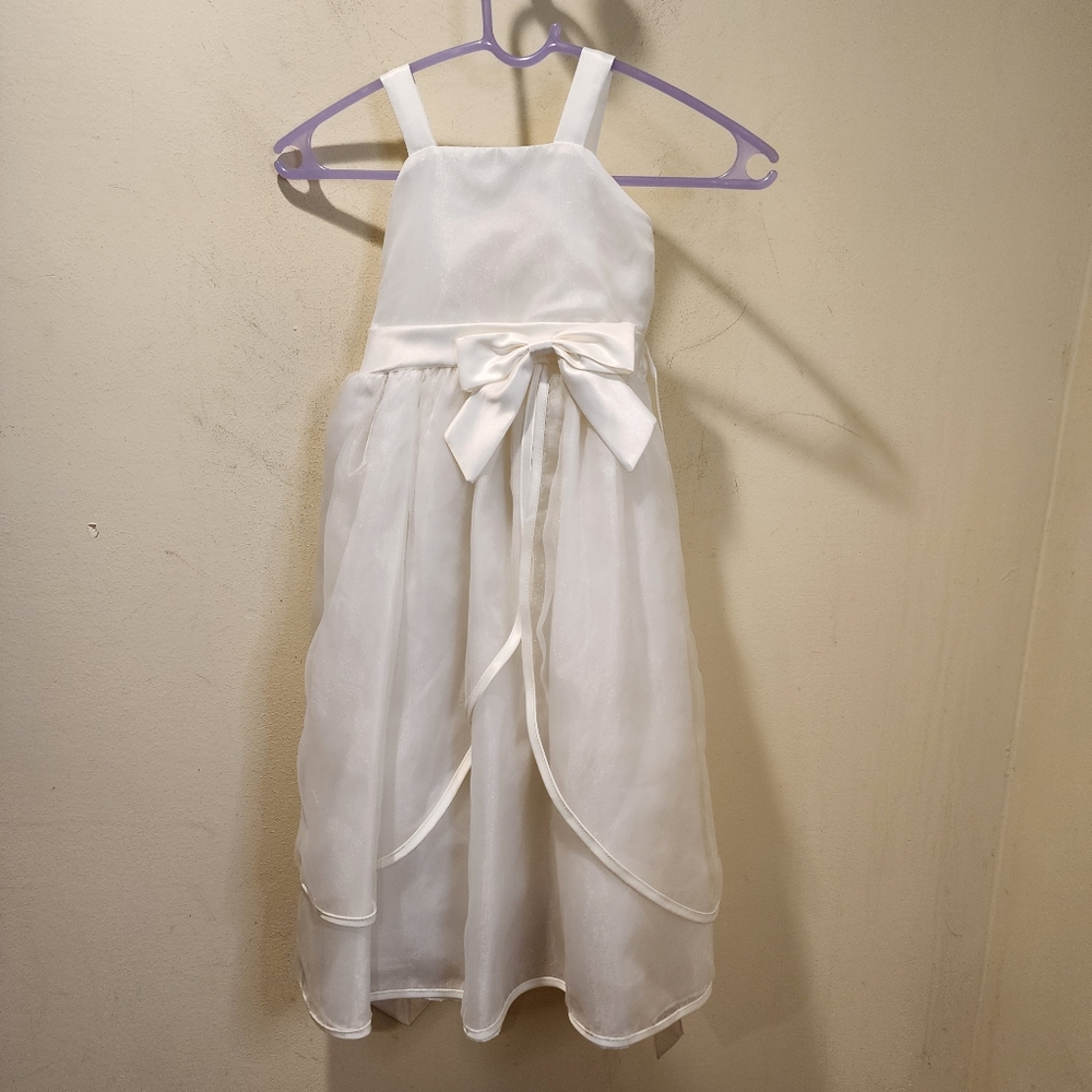 Sweet Kid's USA  Ivort Sleeveless Girls Dress with Bow Size 6
